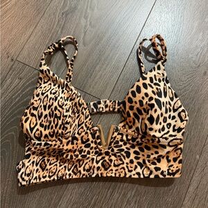 Victoria secret size XS Leopard Print V-hardware bralette bikini top